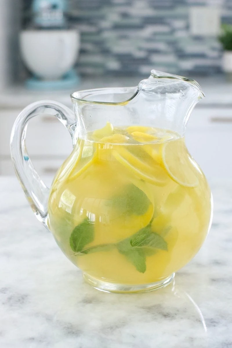 Homemade Mint Lemonade